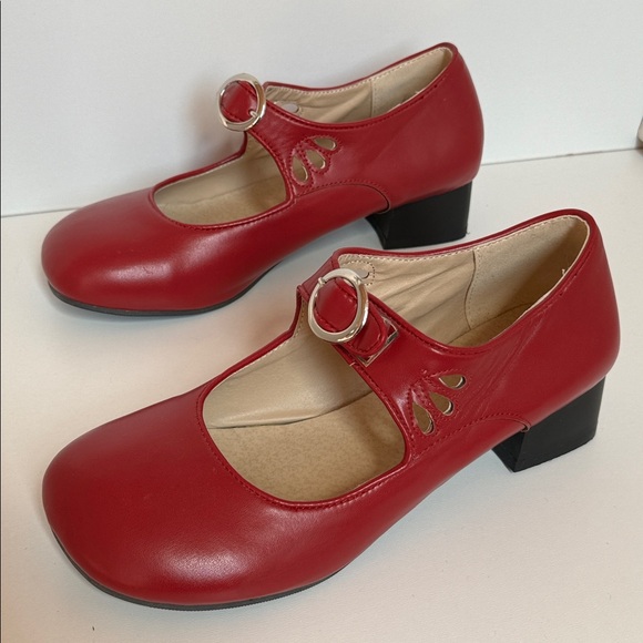 Red Mary Jane Shoes with Buckle - Picture 5 of 15
